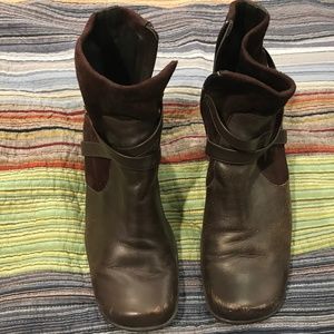 Bare Traps Ankle Boots